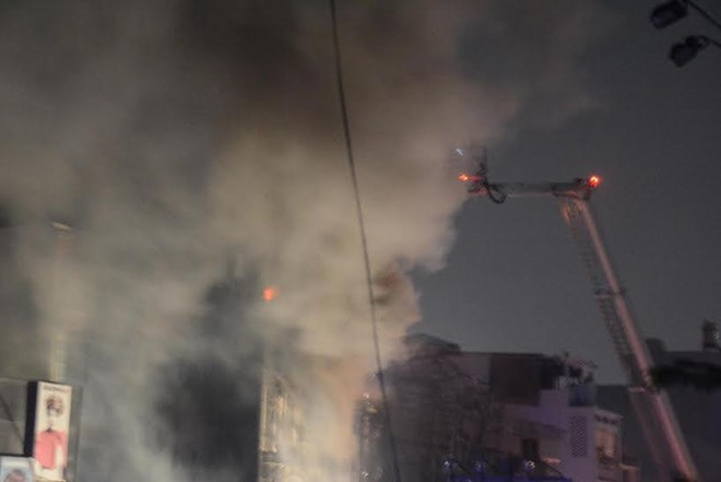 Cháy dữ dội ở trung tâm TP.HCM ảnh 13