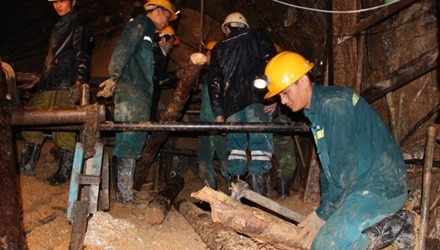 [LIVE] Nạn nhân sập hầm kể những ngày 'sống trong sợ hãi' ảnh 44