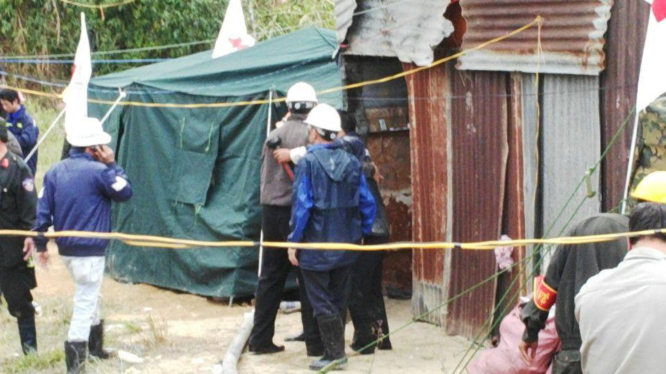 [LIVE] Nạn nhân sập hầm kể những ngày 'sống trong sợ hãi' ảnh 15