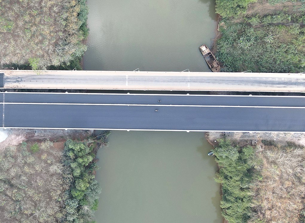 Vận tốc thiết kế của dự án là 80 km/h với 6 làn xe, kết cấu mặt đường bê tông nhựa nóng. Trên toàn tuyến đường từ ngã ba Tam Lập đến Bàu Bàng có 4 cầu được xây dựng bê tông cốt thép dự ứng lực với tuổi thọ thiết kế 100 năm.