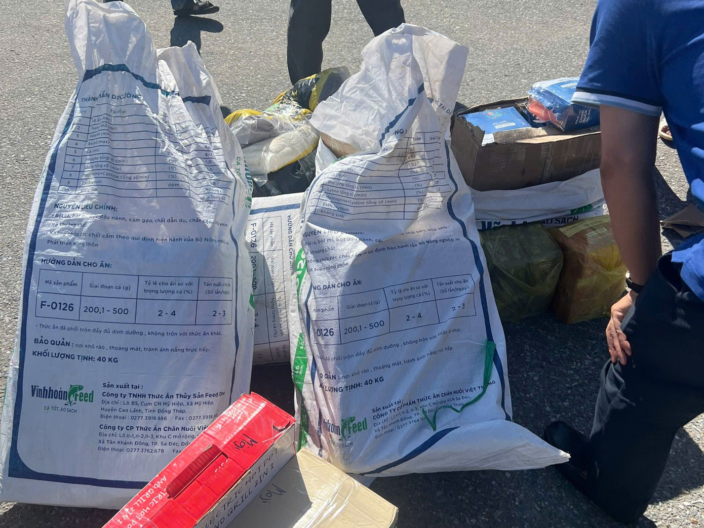 Các đối tượng vận chuyển ma túy bằng xe khách.