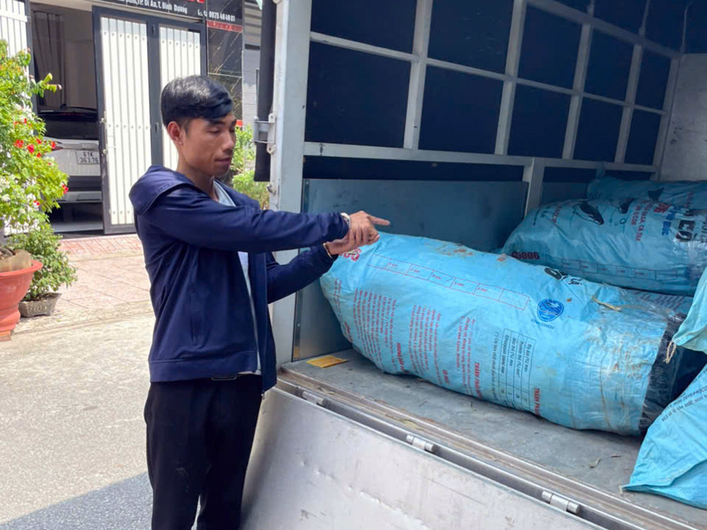 Chuyên án 128T bắt giữ đối tượng cầm đầu Dương Đình Quang cùng đồng bọn, thu giữ 550 kg ma túy cần sa khô.