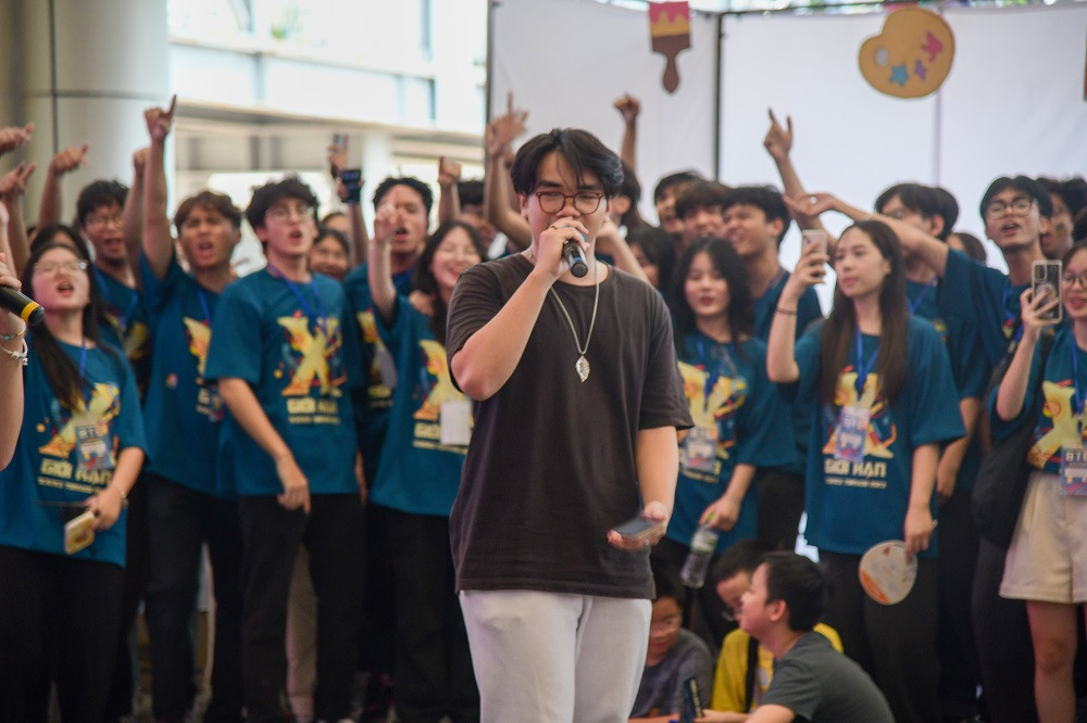 Không gian giao lưu đầy sôi nổi khi tham dự triển lãm