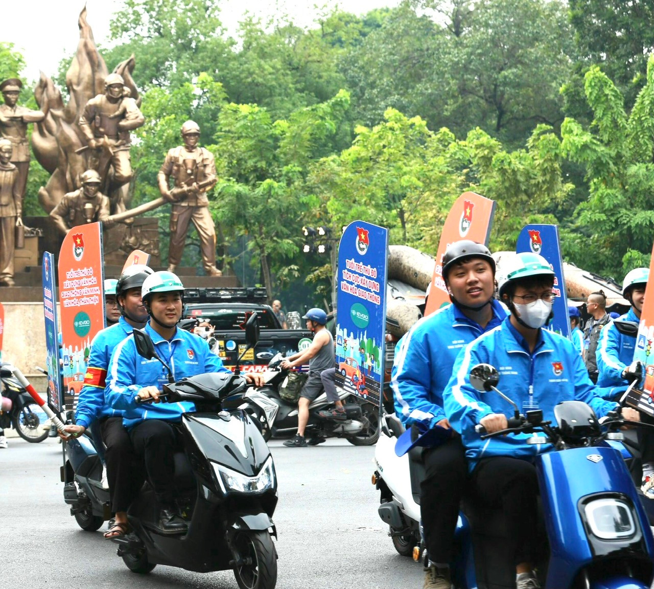 Các hoạt động hưởng ứng an toàn giao thông của thanh niên