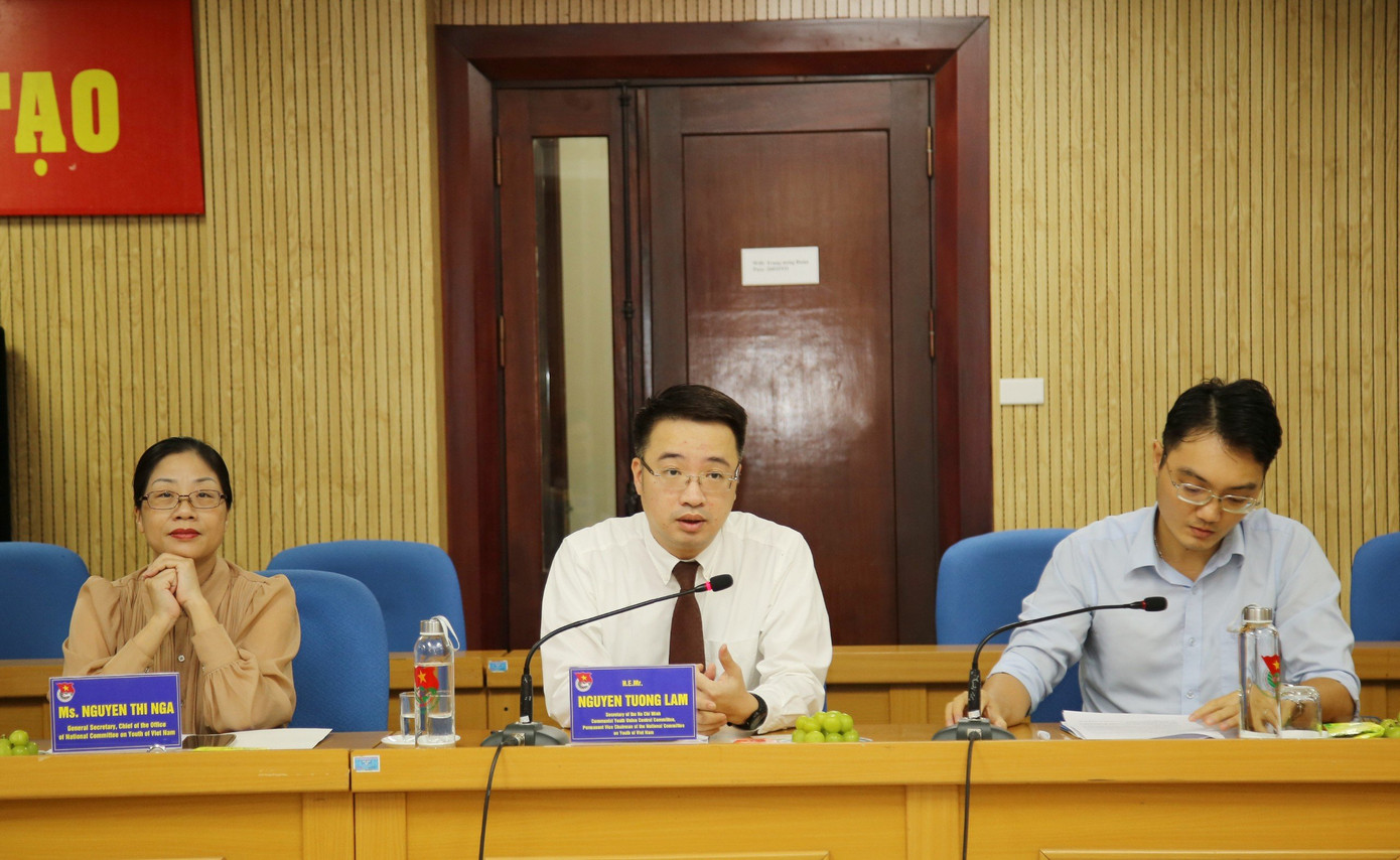 Bí thư T.Ư Đoàn Nguyễn Tường Lâm trao đổi tại buổi tiếp Bí thư T.Ư Đoàn Nguyễn Tường Lâm trao đổi tại buổi tiếp