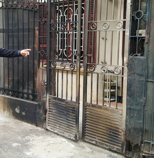 Camera ghi cảnh nhà tổ trưởng dân phố bị đốt trong đêm ảnh 1