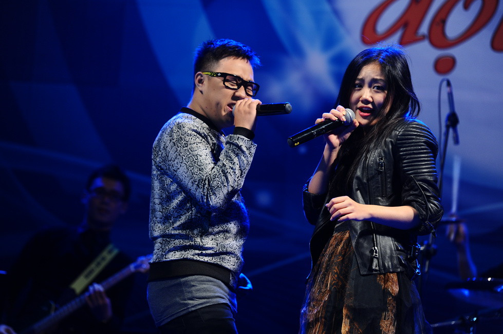 Khoảnh khắc đẹp của đôi bạn Vietnam Idol trên sân khấu “Khát khao đột phá”