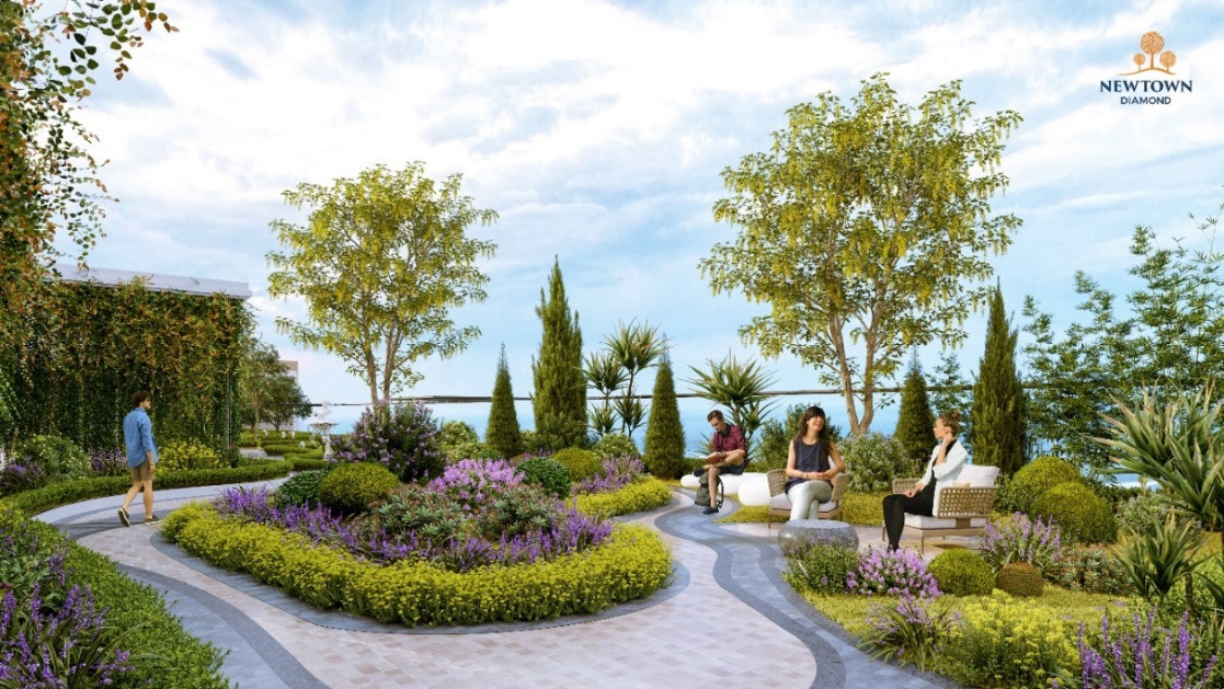 Bước ra ngoài căn hộ, màu xanh tràn ngập nơi những khu vườn trên cao (Sky Garden) cũng như các khu vực cảnh quan xanh khác được bố trí rải đều khắp tổ hợp, mang lại những cảm xúc tươi mới, trong lành, chạm vào thiên nhiên mỗi ngày, giúp các chủ nhân căn hộ tại tổ hợp Newtown Diamond tận hưởng cảm xúc cân bằng giữa bộn bề cuộc sống.