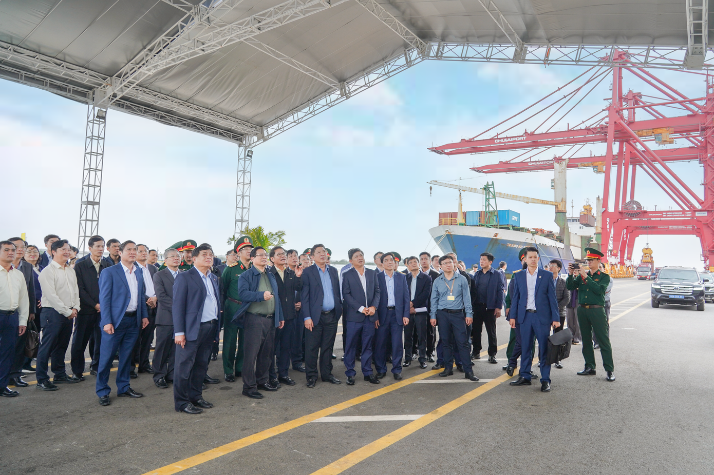 Thủ tướng Phạm Minh Chính thăm, khảo sát hoạt động cảng quốc tế Chu Lai ngày 8/2/2025