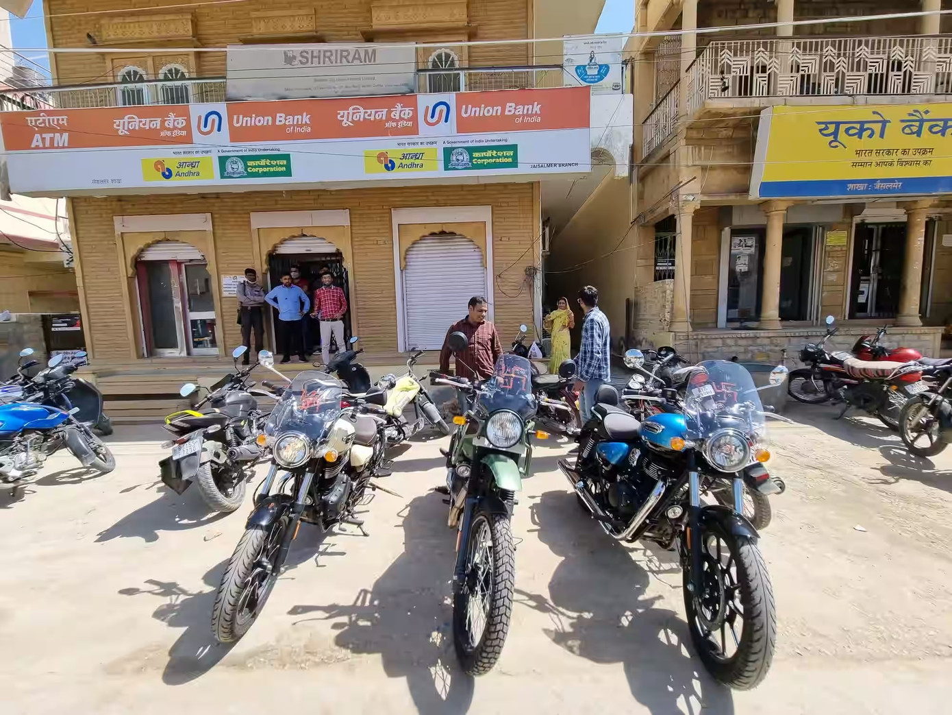 Xe máy trên đường phố Ấn Độ - Ảnh: jdmagicbox