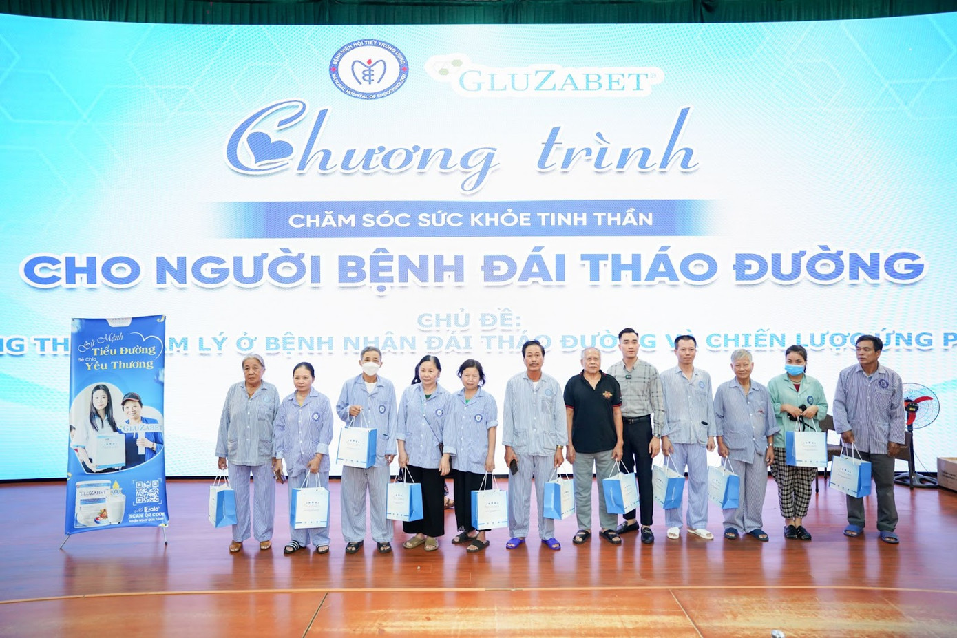 Gluzabet phối hợp với bệnh viện Nội tiết Trung ương tổ chức hội thảo cho người bệnh tiểu đường