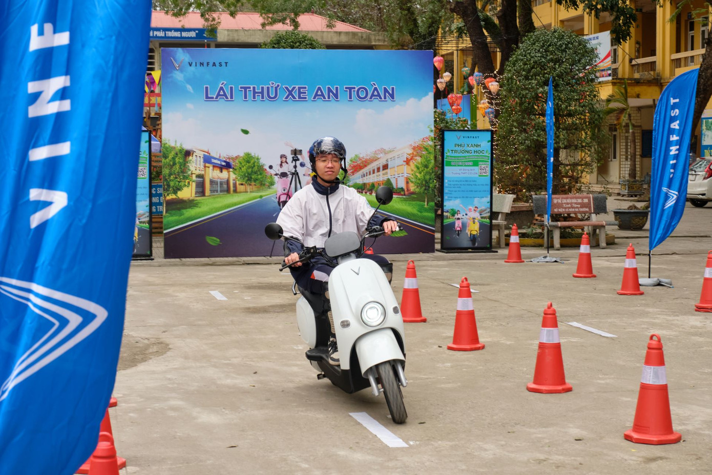 Nguyễn Ngọc Trường Anh (THPT Cổ Loa, Hà Nội) nhận định Motio rất dễ sử dụng.