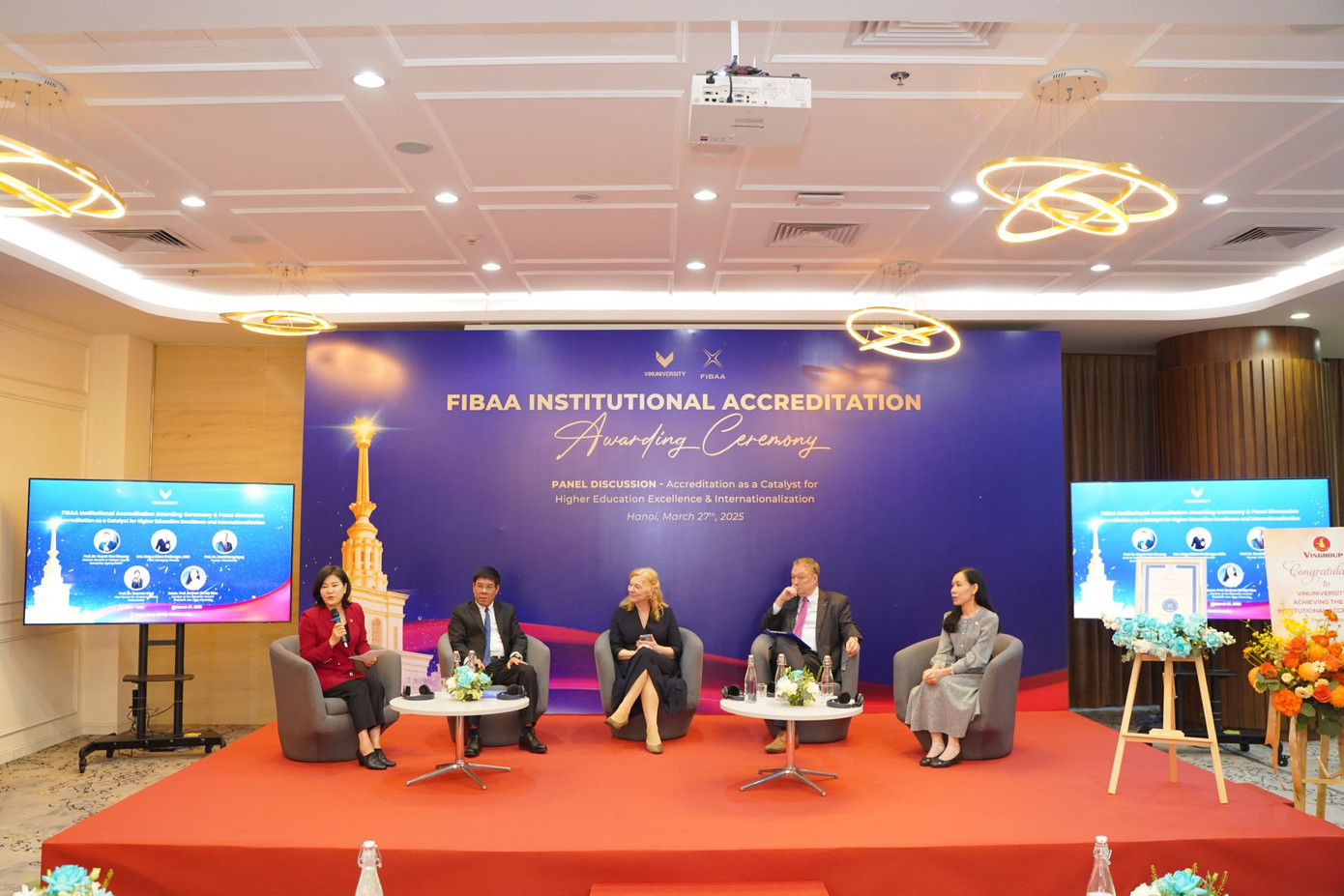 Tọa đàm Kiểm định chất lượng - Động lực thúc đẩy sự xuất sắc và quốc tế hóa trong giáo dục đại học Tọa đàm Kiểm định chất lượng - Động lực thúc đẩy sự xuất sắc và quốc tế hóa trong giáo dục đại học