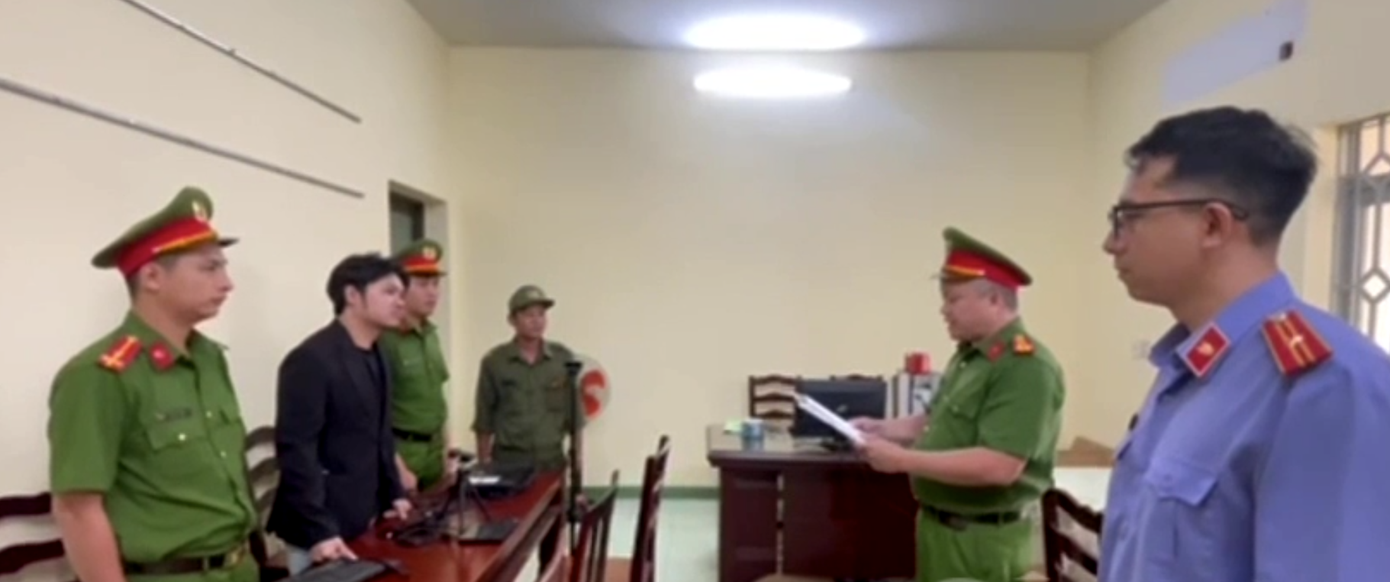 Ngày 6/1, bị can Tr.T.T bị khởi tố, bắt giam về tội “Lợi dụng các quyền tự do dân chủ xâm phạm lợi ích của cá nhân”