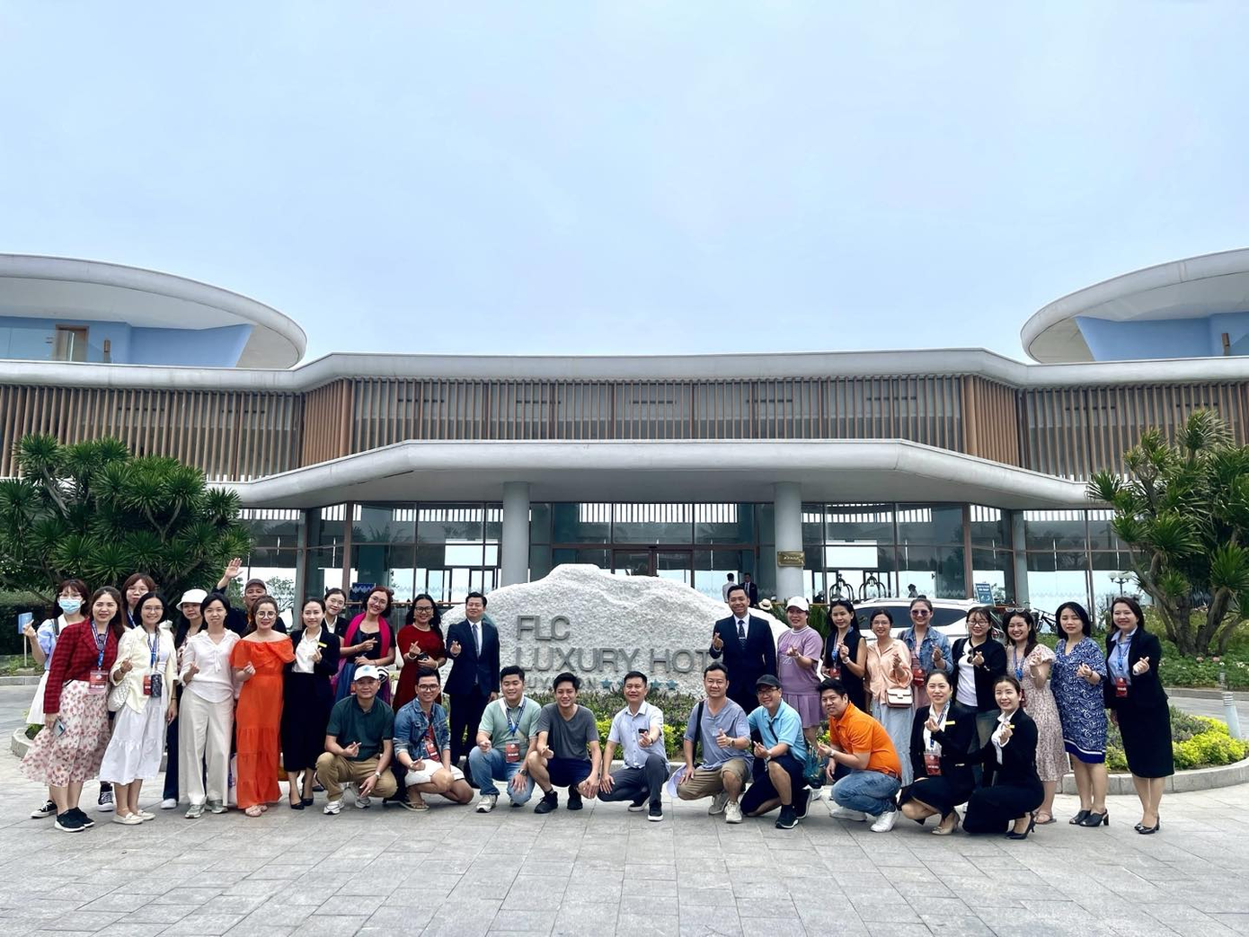 Chào đón đoàn Famtrip đến với Quy Nhơn, Bình Định. Ảnh: FLC Hotels & Resorts Chào đón đoàn Famtrip đến với Quy Nhơn, Bình Định. Ảnh: FLC Hotels & Resorts