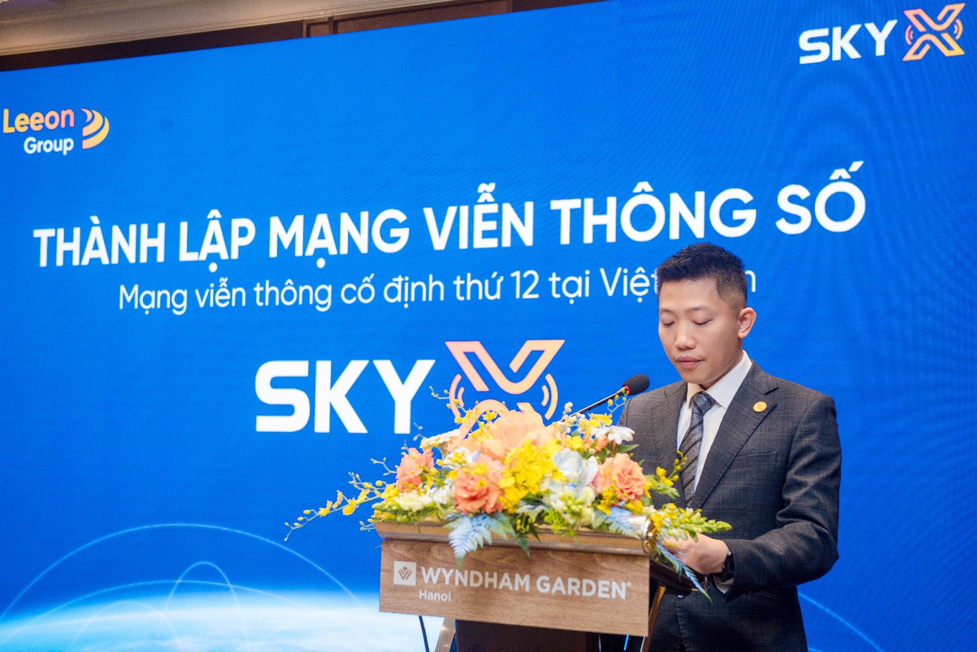 Ông Lê Thanh Tùng – Chủ tịch HĐQT kiêm Tổng Giám Đốc Leeon Group phát biểu