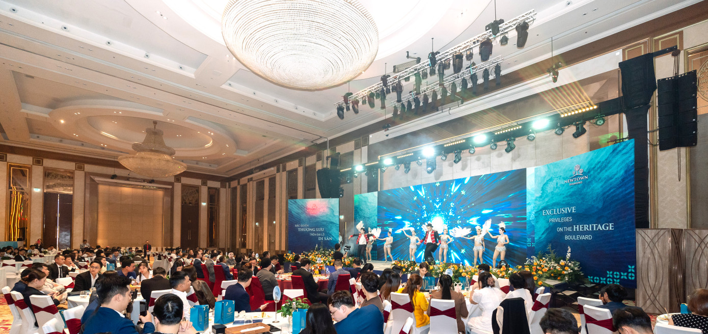 Lễ giới thiệu Bộ sưu tập dinh thự mặt biển duy nhất tại Đà Nẵng thu hút sự quan tâm của đông đảo khách hàng