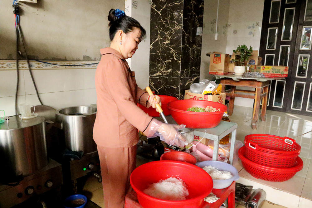 Nhờ nguồn vốn từ chương trình, nhiều hộ bắt đầu làm kinh tế và có lãi từ chăn nuôi, trồng trọt hoặc buôn bán nhỏ.