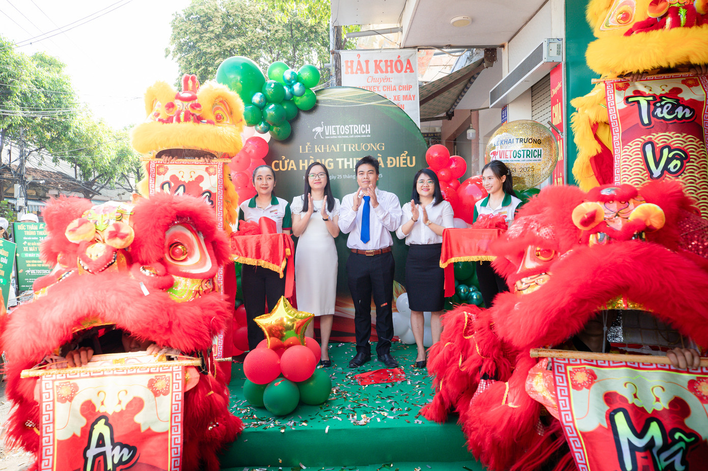 Khai trương cửa hàng thịt đà điểu VietOstrich