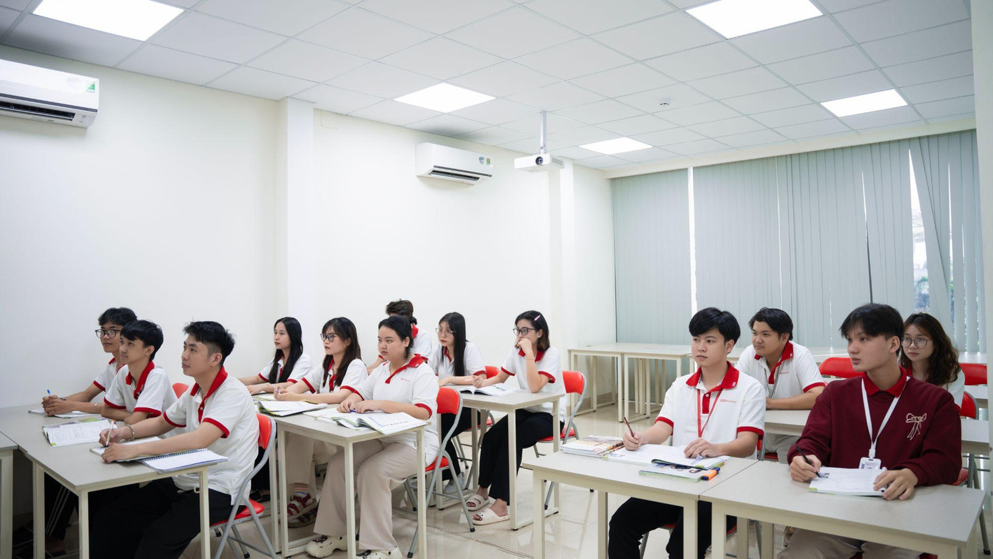 Việc học và thi tiếng Đức ngay tại TP. Hồ Chí Minh giúp tiết kiệm được nhiều thời gian, chi phí cho học viên (Nguồn ảnh: SHD Education)