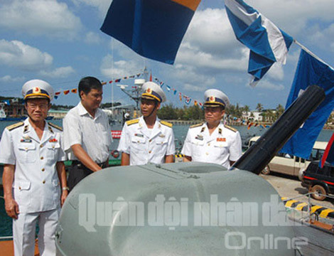 Hệ thống pháo phòng không cao tốc Ak-630 trang bị trên các loại tàu chiến mới của Hải quân Việt Nam như: khinh hạm Gepard 3.9; tàu hộ tống tên lửa 1241RE, 1241.8, BSP-500; tàu pháo Svetlyak và TT400TP. Ak-630 được thiết kế chủ yếu để đánh chặn tên lửa hành trình chống tàu hoặc vũ khí chính xác cao. Dù vậy, nó cũng rất hiệu quả khi tấn công máy bay cánh bằng, trực thăng