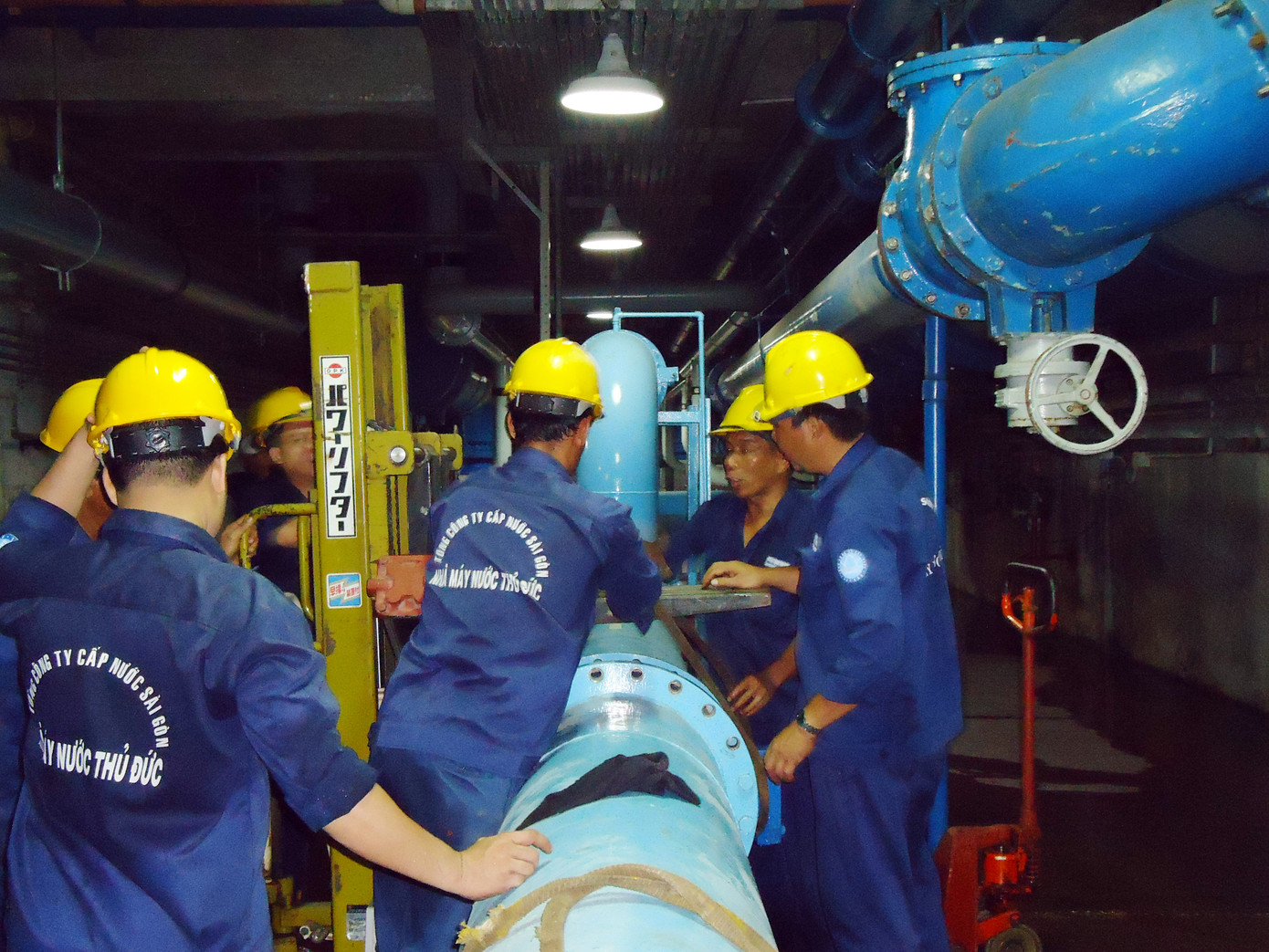 Nhiều quận ở TPHCM bị cúp nước vào cuối tuần này. Ảnh: SAWACO