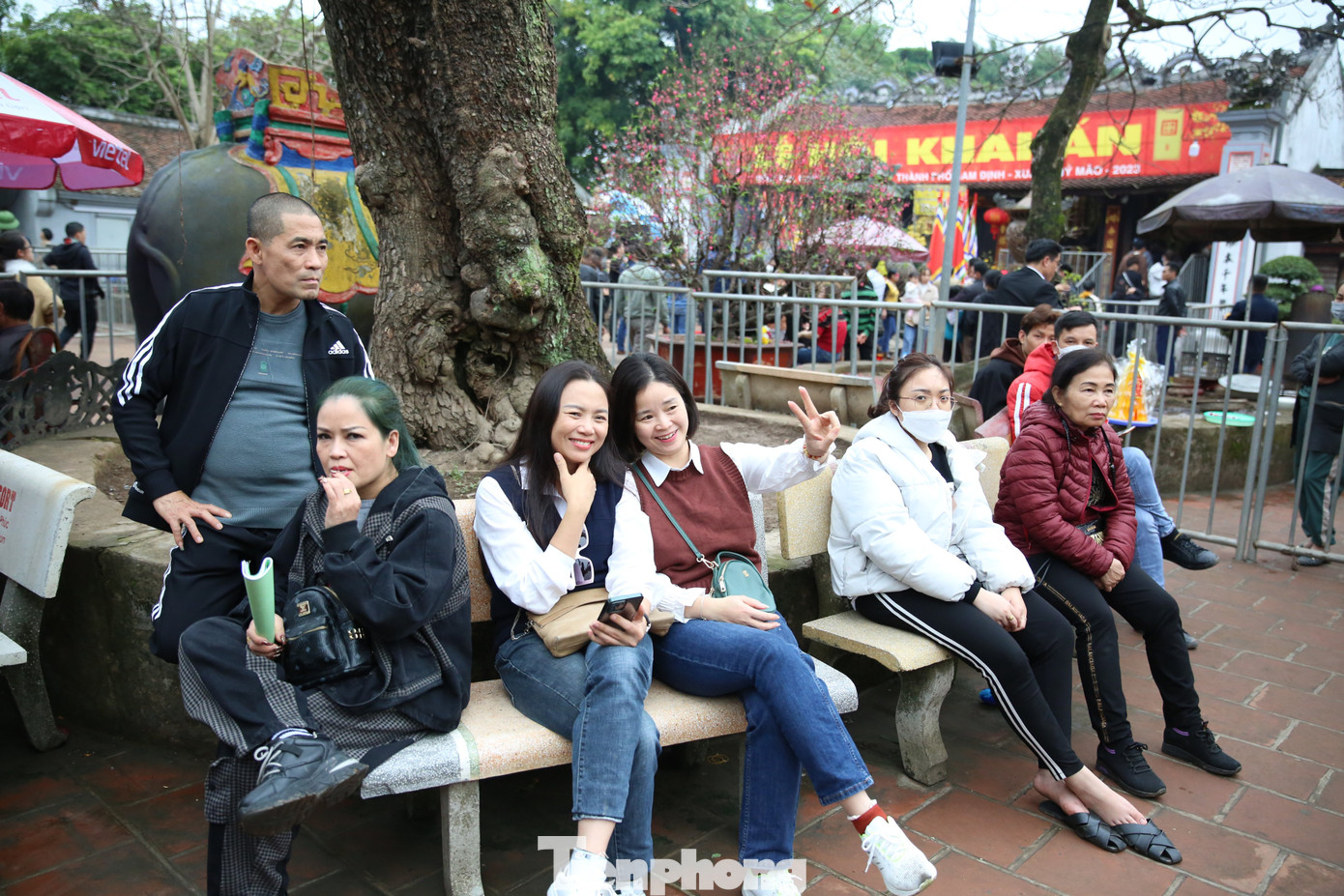 Người dân nô nức trở lại đền Trần sau ba năm tạm dừng khai ấn. Ảnh: TRỌNG TÀI. Người dân nô nức trở lại đền Trần sau ba năm tạm dừng khai ấn. Ảnh: TRỌNG TÀI.