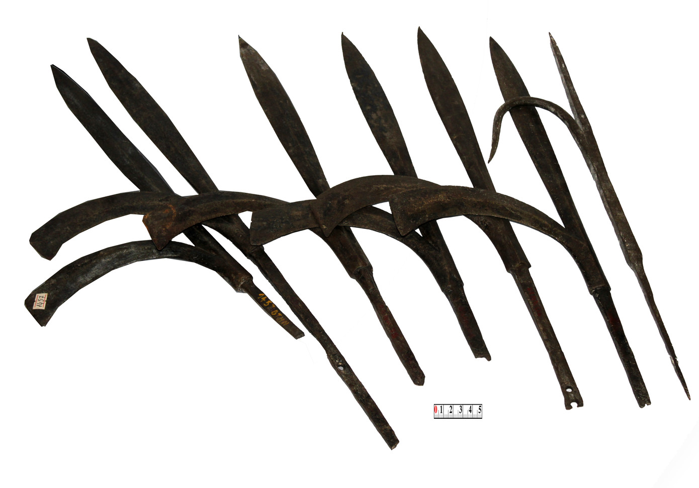 Câu liêm thuộc sưu tập vũ khí trường Giảng Võ. Ảnh: BTHN.