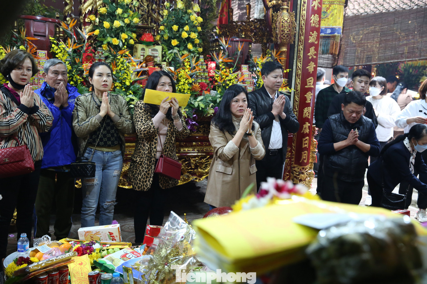 Dâng lễ đầu năm ở nội cung. Ảnh: TRỌNG TÀI. Dâng lễ đầu năm ở nội cung. Ảnh: TRỌNG TÀI.