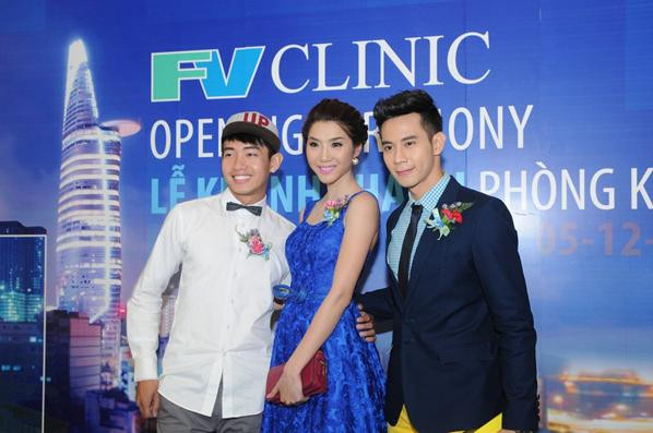  Quang Đăng, Ngọc Quyên và Hồ Vĩnh Khoa cũng đến chúc mừng sự kiện này