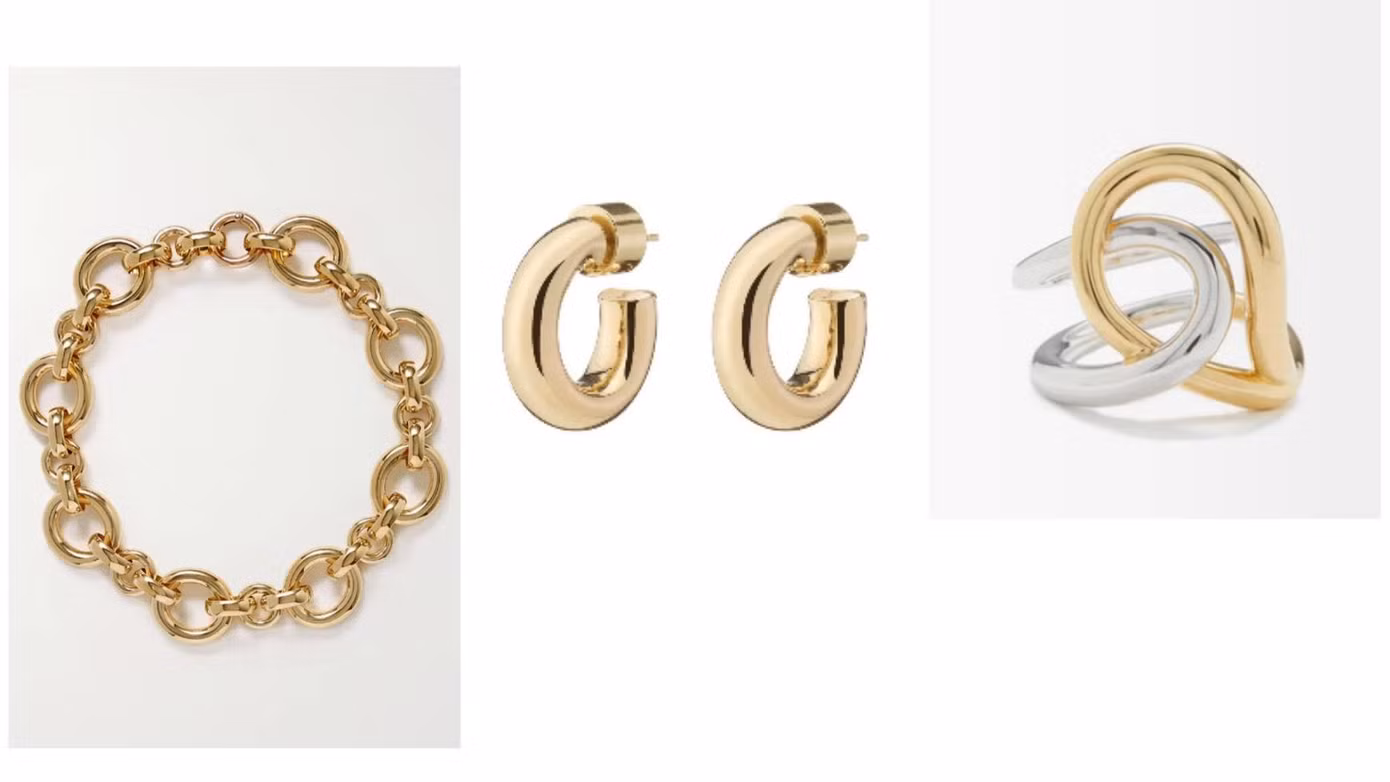 Trang sức tông vàng chất lượng cao nâng tầm trang phục một cách thần kỳ đấy!