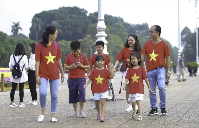 Ngàn người nghiêm trang dự lễ chào cờ ngày Quốc khánh trên Quảng trường Ba Đình ảnh 18