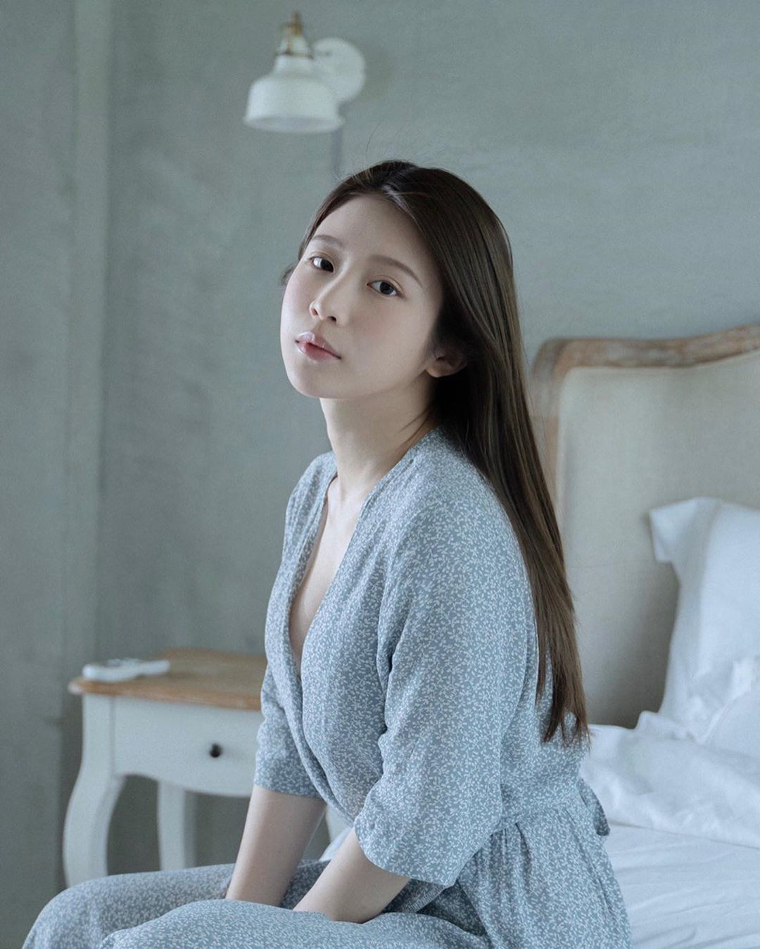 Biểu tượng gợi cảm xứ Đài chụp ảnh khỏa thân táo bạo tại Việt Nam ảnh 4