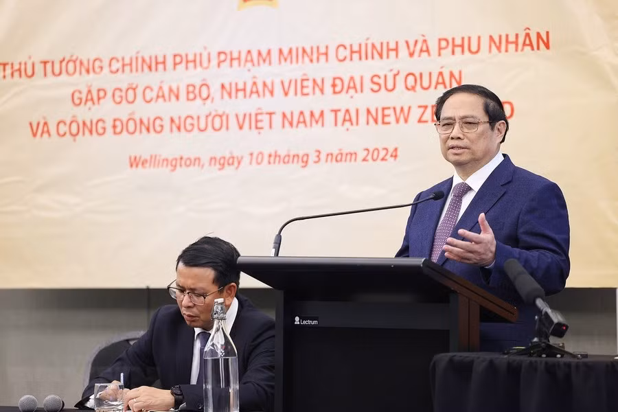Thủ tướng Phạm Minh Chính phát biểu tại buổi gặp cộng đồng người Việt Nam tại New Zealand. (Ảnh: Dương Giang/TTXVN)