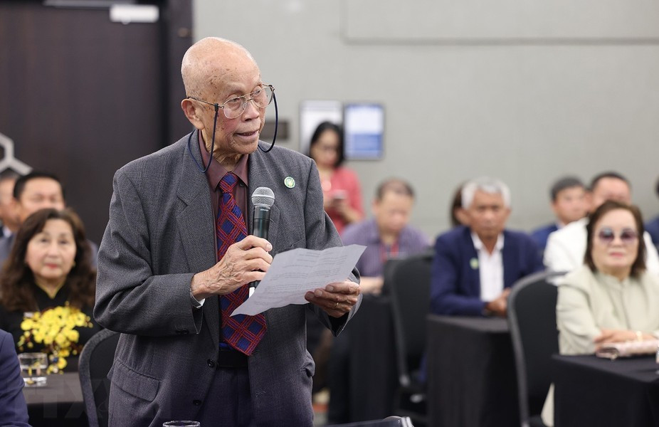 Đại diện cộng đồng người Việt Nam tại New Zealand phát biểu. (Ảnh: Dương Giang/TTXVN).