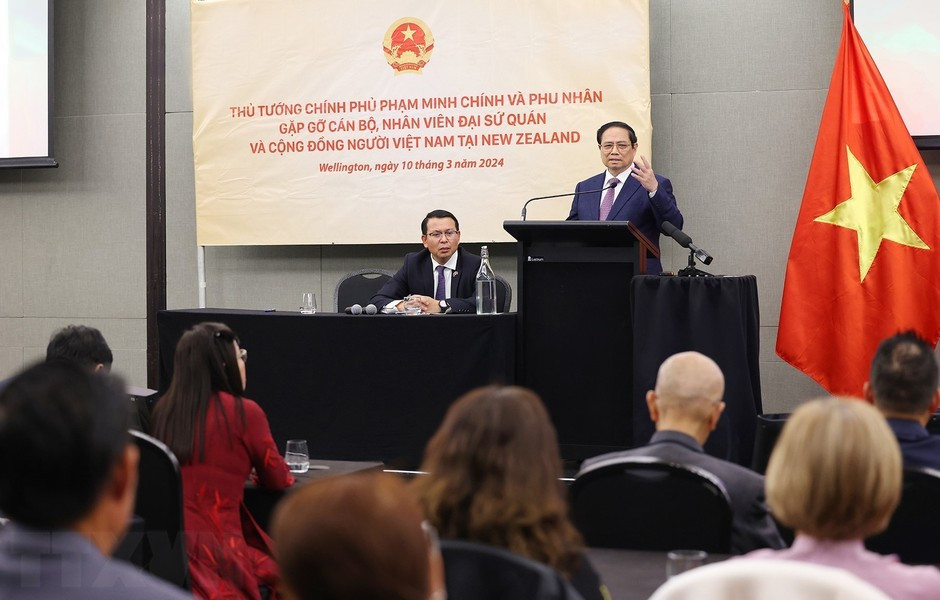 Thủ tướng Phạm Minh Chính phát biểu tại buổi gặp cộng đồng người Việt Nam tại New Zealand. (Ảnh: Dương Giang/TTXVN)