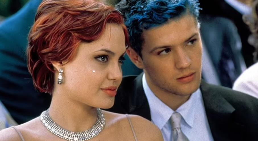 Người đẹp gặp nạn khi tham gia phim “Playing by Heart”.