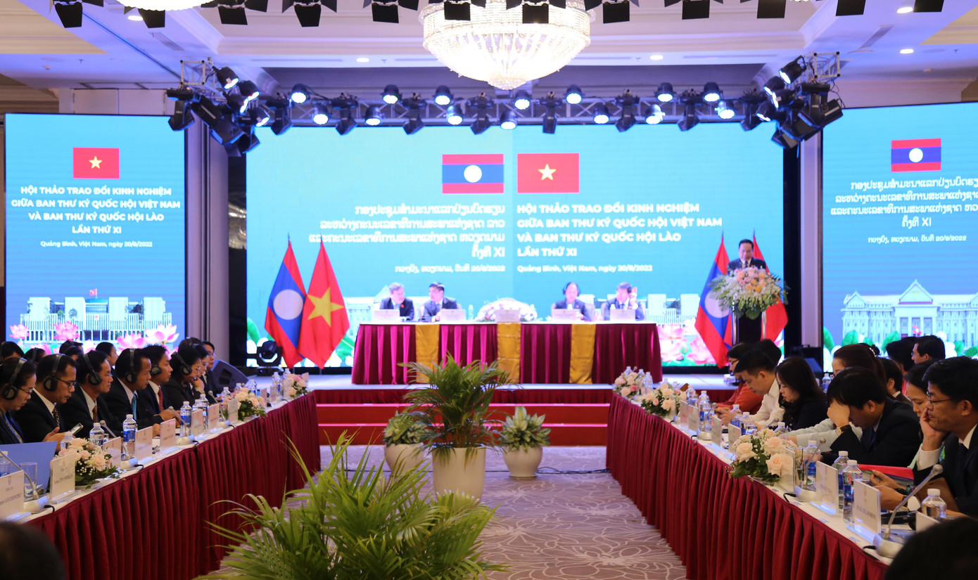 Toàn cảnh khai mạc hội thảo trao đổi kinh nghiệm giữa Văn phòng Quốc hội Việt Nam và Ban Thư ký Quốc hội Lào lần thứ 11 Toàn cảnh khai mạc hội thảo trao đổi kinh nghiệm giữa Văn phòng Quốc hội Việt Nam và Ban Thư ký Quốc hội Lào lần thứ 11
