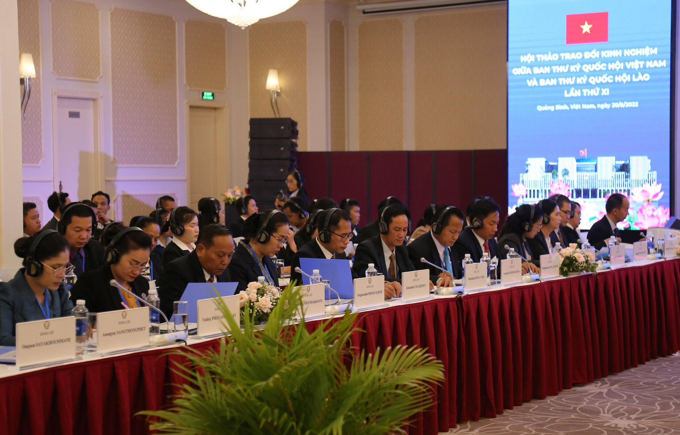 Đoàn đại biểu Lào tham dự hội thảo Đoàn đại biểu Lào tham dự hội thảo