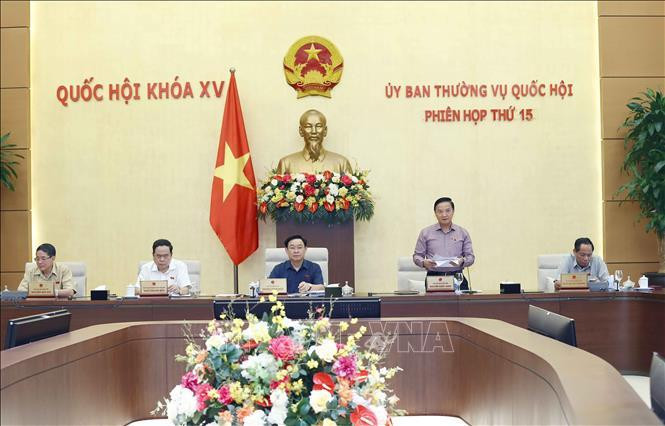 Uỷ ban Thường vụ Quốc hội cho ý kiến về các báo cáo công tác năm 2022 của Tòa án nhân dân tối cao, Viện kiểm sát nhân dân tối cao; các báo cáo của Chính phủ về công tác phòng, chống tham nhũng; tình hình tội phạm, vi phạm pháp luật và công tác đấu tranh phòng, chống tội phạm và vi phạm pháp luật; công tác thi hành án năm 2022. Ảnh: TTXVN Uỷ ban Thường vụ Quốc hội cho ý kiến về các báo cáo công tác năm 2022 của Tòa án nhân dân tối cao, Viện kiểm sát nhân dân tối cao; các báo cáo của Chính phủ về công tác phòng, chống tham nhũng; tình hình tội phạm, vi phạm pháp luật và công tác đấu tranh phòng, chống tội phạm và vi phạm pháp luật; công tác thi hành án năm 2022. Ảnh: TTXVN