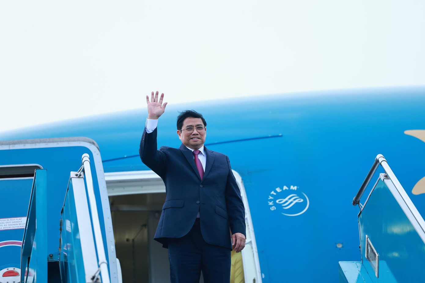 Thủ tướng Chính phủ Phạm Minh Chính và đoàn cấp cao Việt Nam rời Hà Nội, lên đường tới Hoa Kỳ dự Hội nghị Cấp cao đặc biệt kỷ niệm 45 năm quan hệ ASEAN - Hoa Kỳ.