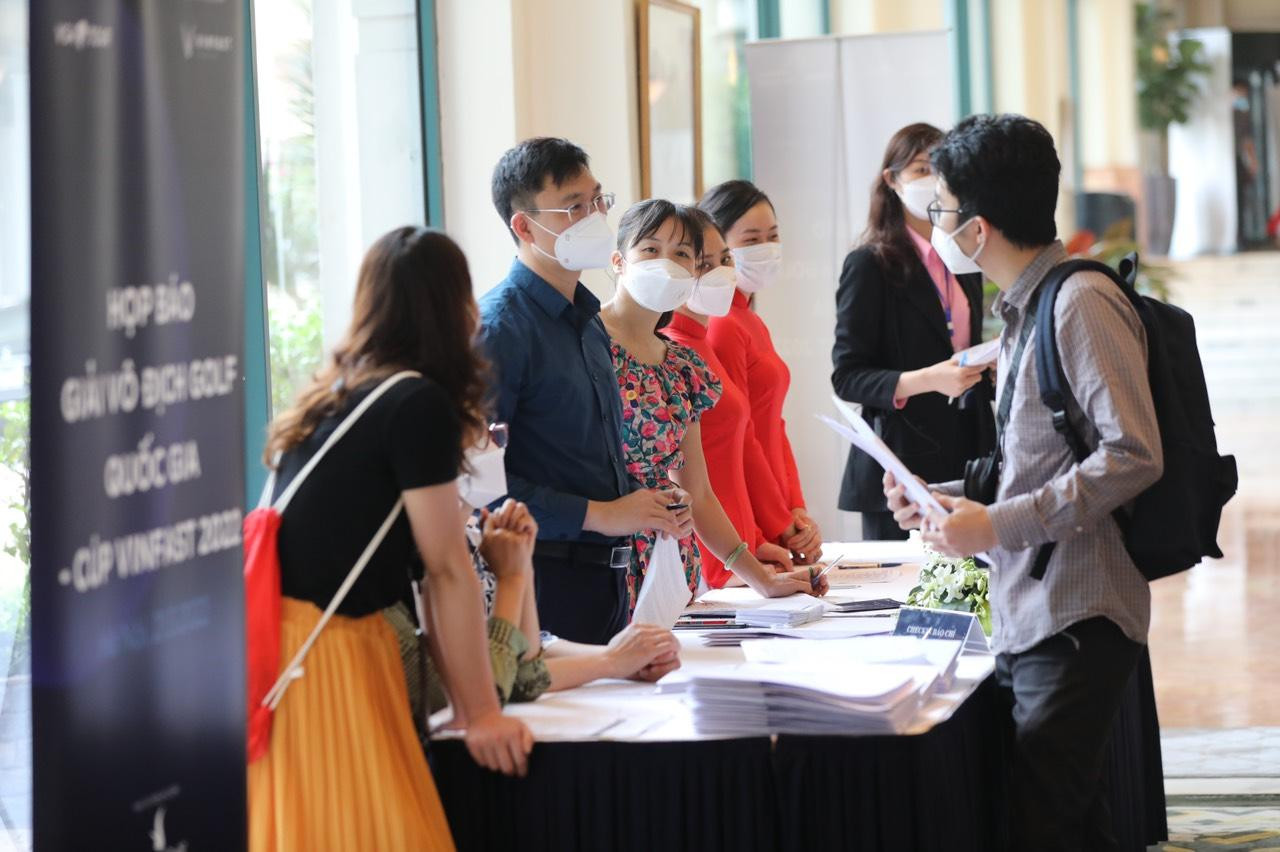 Buổi họp báo thu hút sự chú ý của giới truyền thông