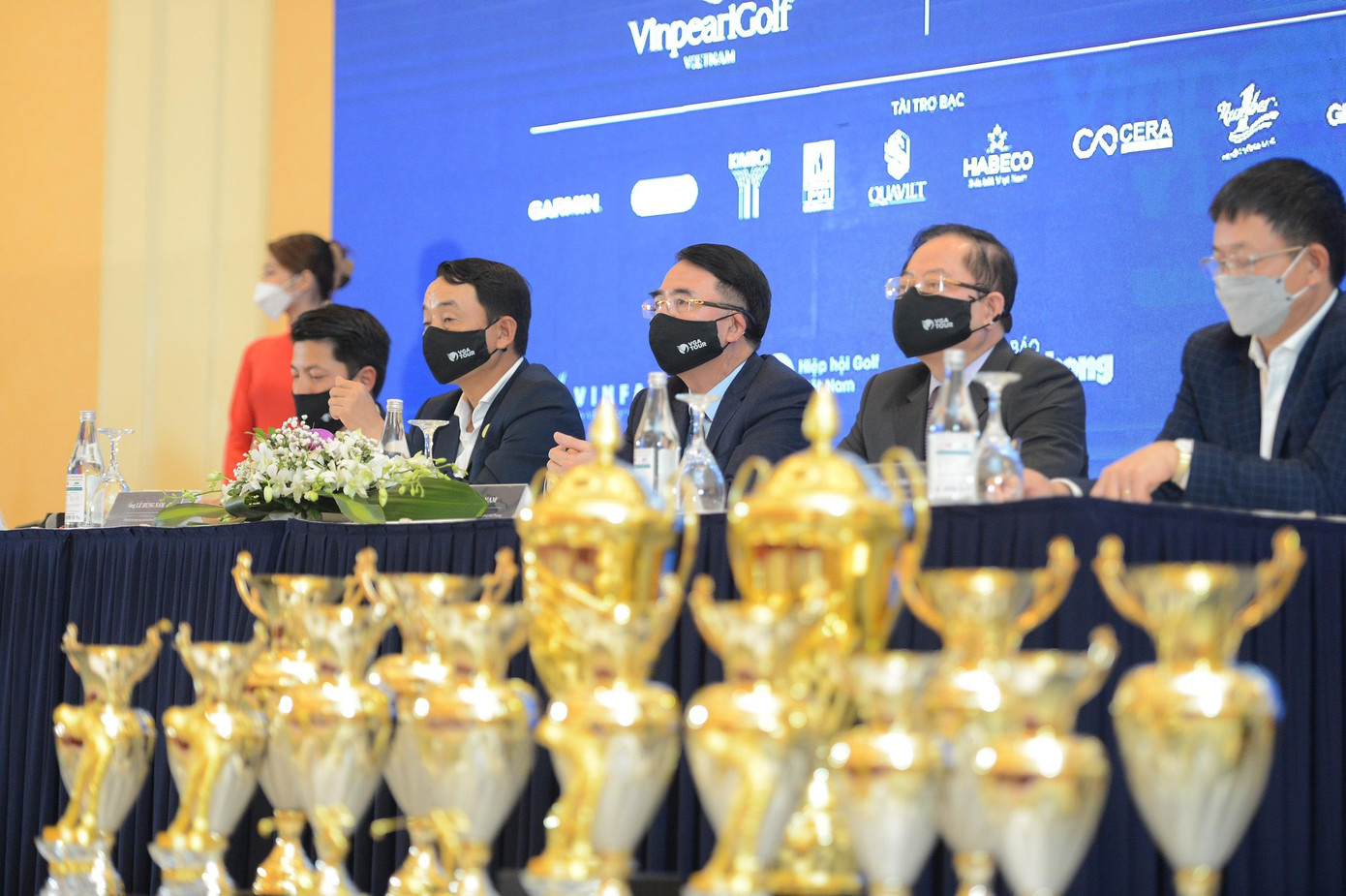 BTC trả lời các câu hỏi của phóng viên.