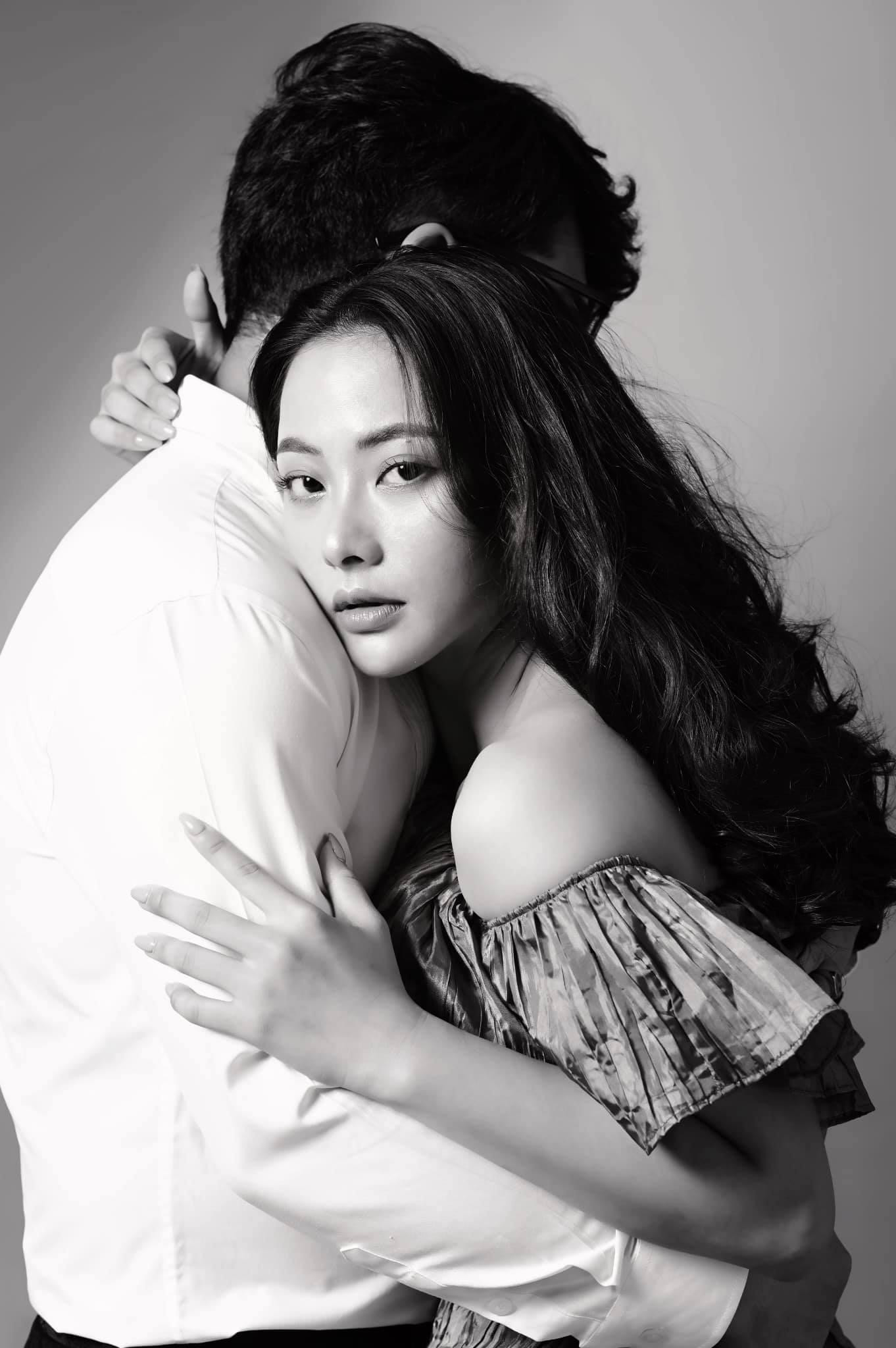 Bộ ảnh khiến fans của cặp đôi Hoa- Núi phát "sốt".