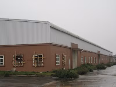 Khuôn viên dự án 305 triệu USD do Agribank tài trợ vốn giờ thành hoang lặng