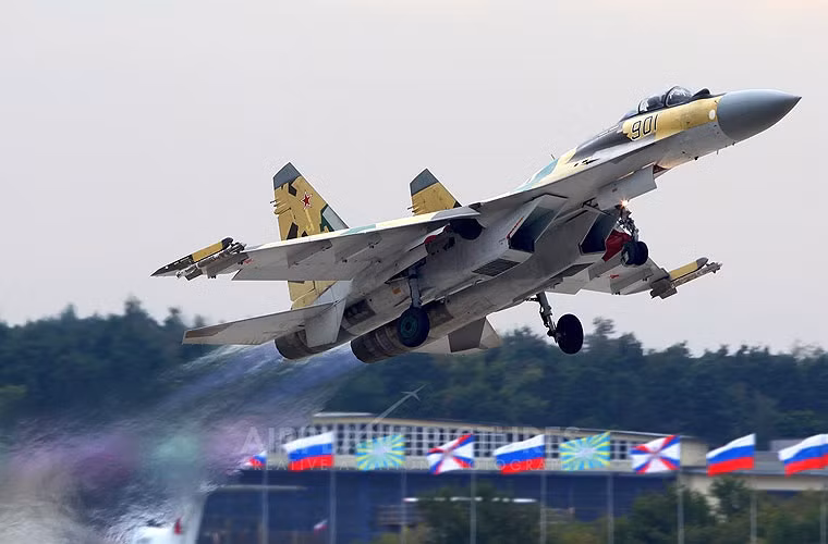 Tiêm kích Su-35