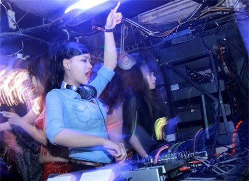 Nghề DJ ngày càng thu hút bạn trẻ (Ảnh minh họa).