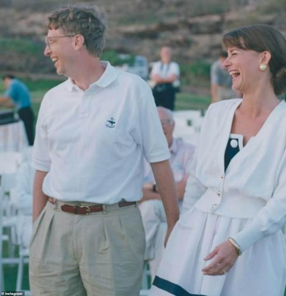 Bill Gates và vợ thường xuyên đi công tác cùng nhau. Ảnh: Instagram