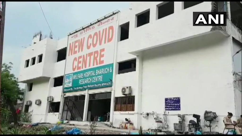 Bệnh viện Phúc lợi Bharuch là nơi điều trị cho bệnh nhân COVID-19. Bệnh viện Phúc lợi Bharuch là nơi điều trị cho bệnh nhân COVID-19.