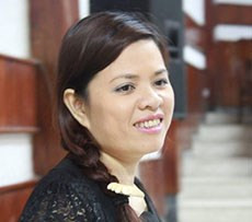 Tranh luận nóng vụ giáo viên xăm hình quyết không xóa ảnh 2